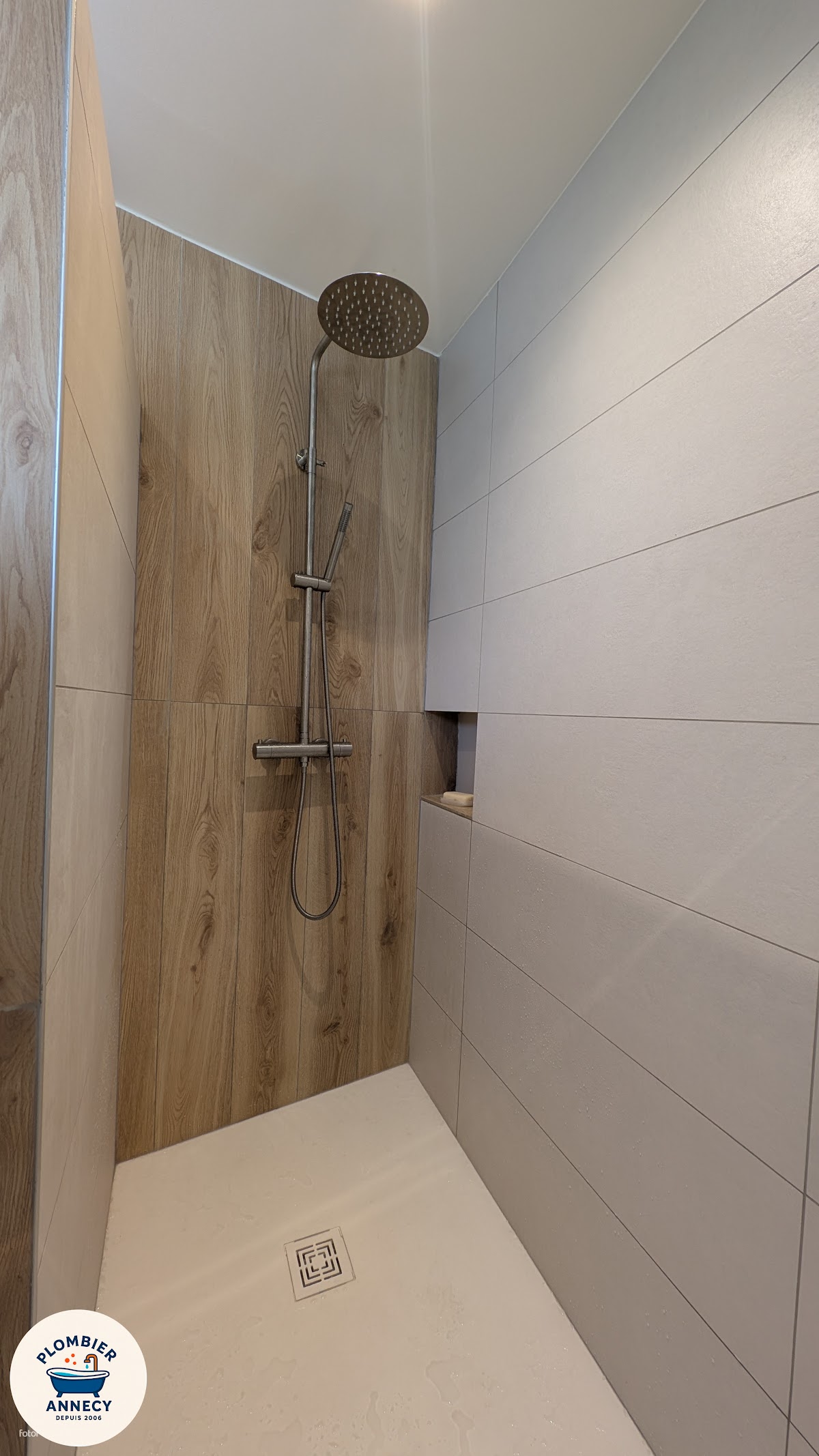 Société Plombier Annecy - Salle de bain de À à Z - Dépannage Haute Savoie