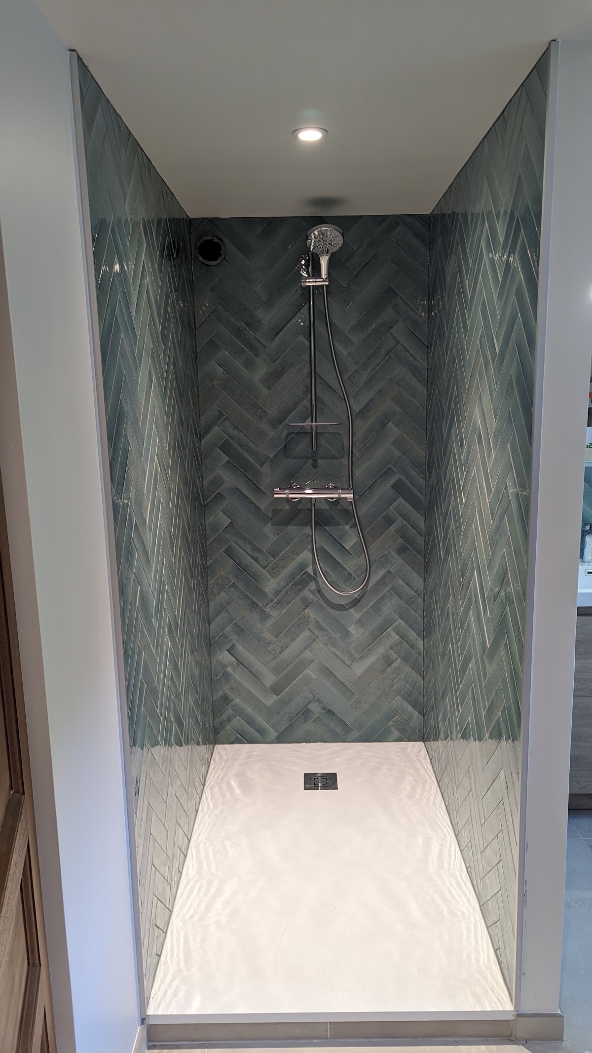 Société Plombier Annecy - Salle de bain de À à Z - Dépannage Haute Savoie - photo 2